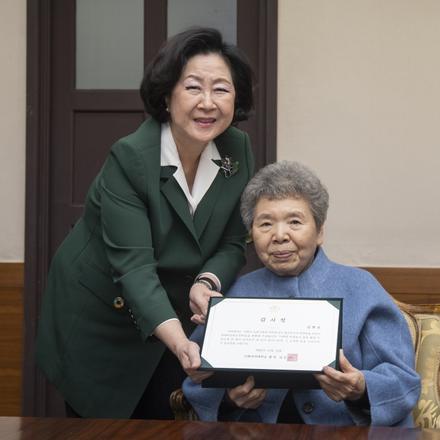 김현순 동창, 개발도상국 여성인재 위한 장학금 1억 원 기부